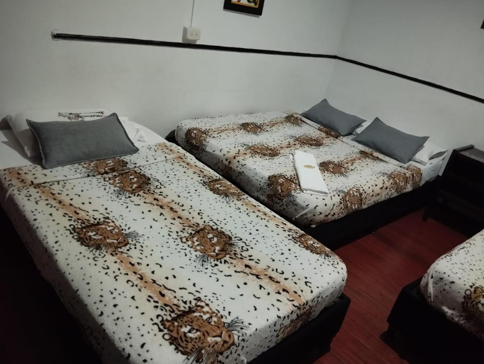 Hotel Colonial Armenia Ro Zewnętrze zdjęcie