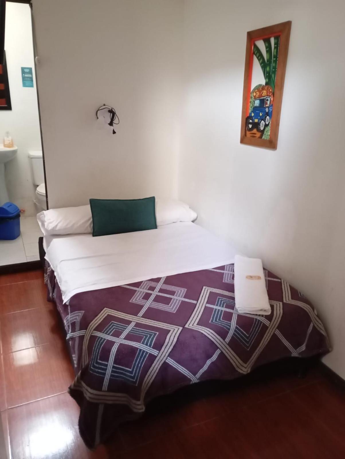 Hotel Colonial Armenia Ro Zewnętrze zdjęcie