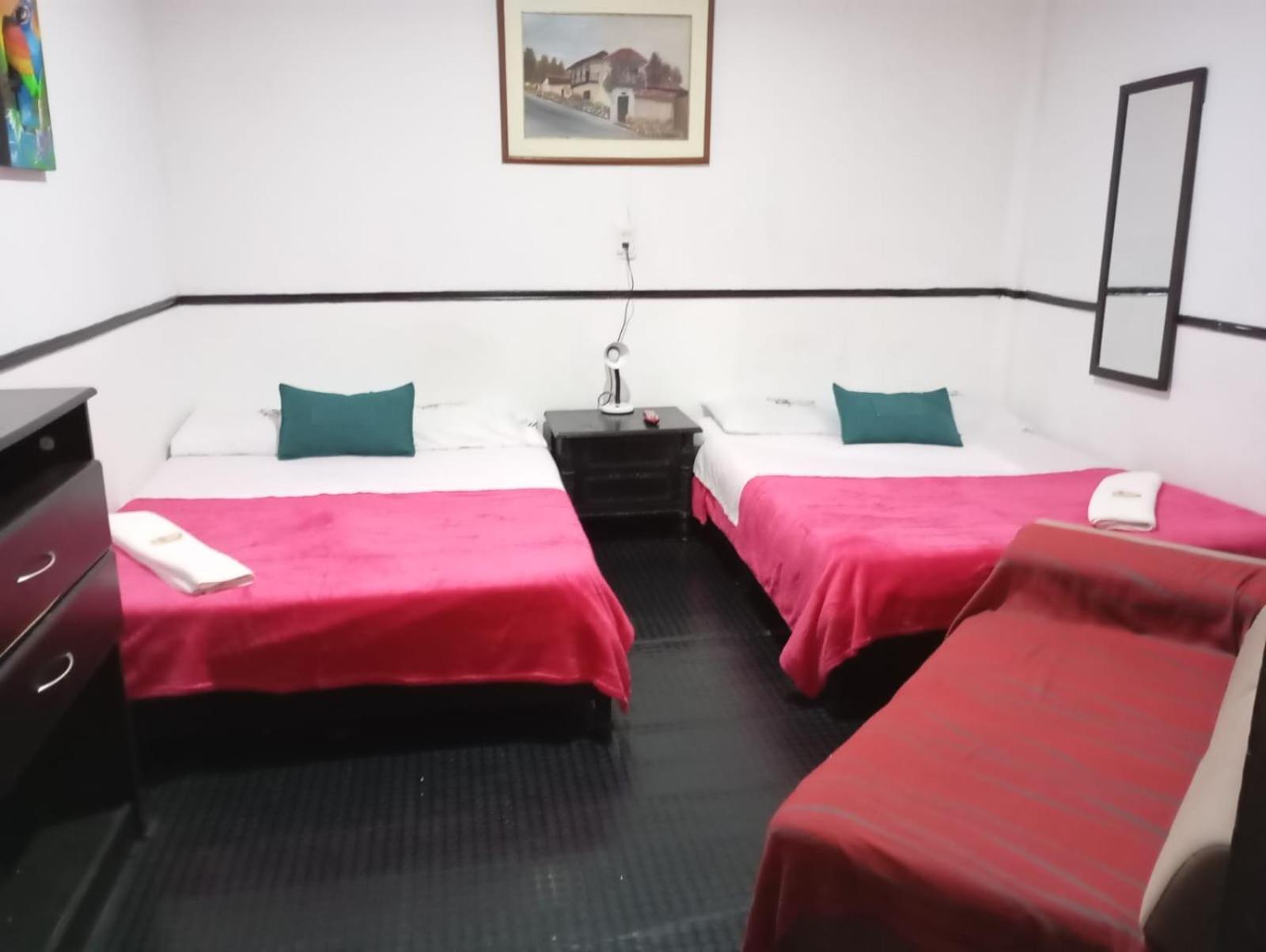 Hotel Colonial Armenia Ro Zewnętrze zdjęcie